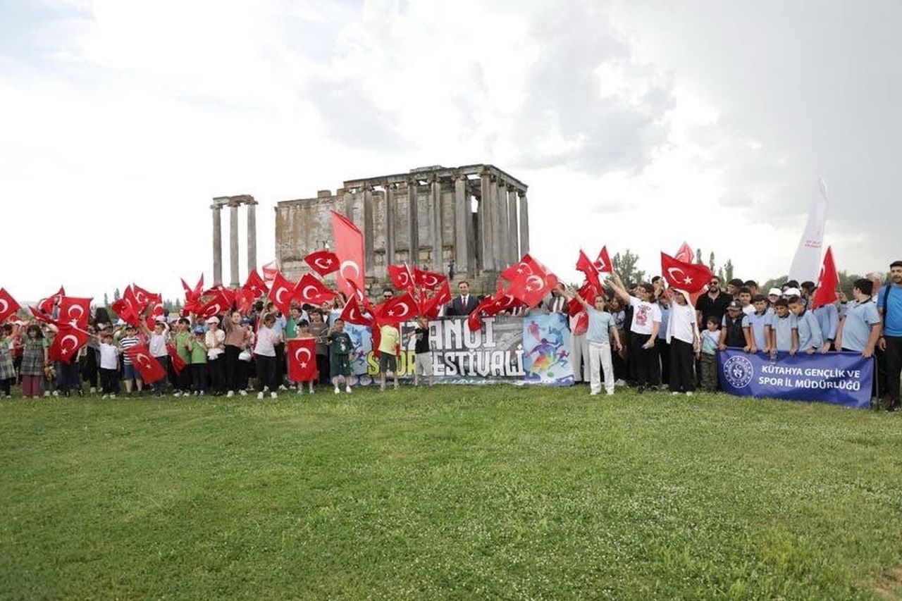 ÇAVDARHİSAR’DA AİZANOİ SPOR FESTİVALİ