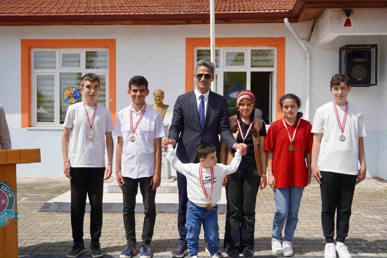 ÇAYCUMA’DA ENGELLİLER HAFTASI PROGRAMI DÜZENLENDİ