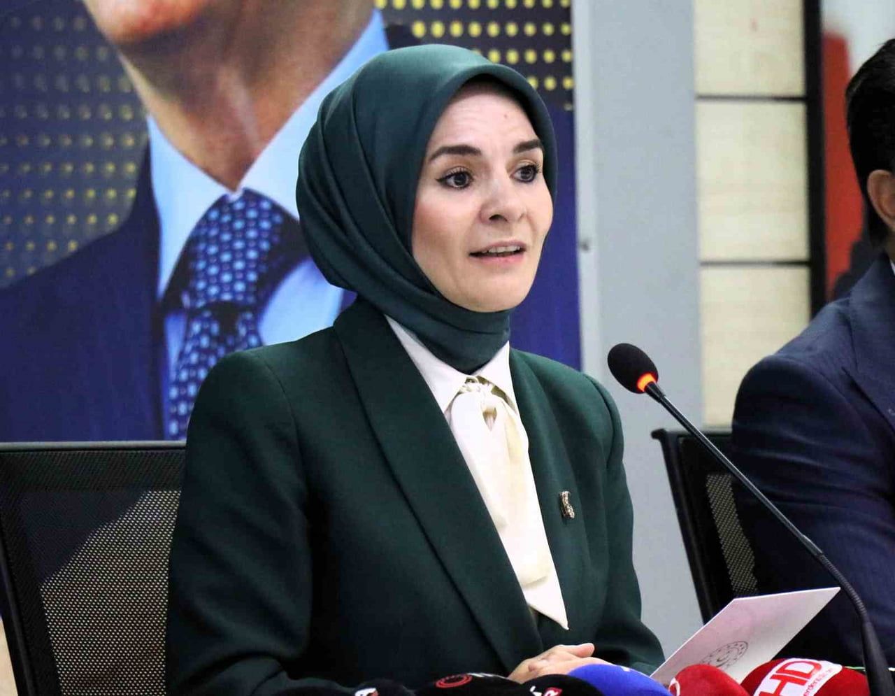 AİLE VE SOSYAL HİZMETLER BAKANI MAHİNUR ÖZDEMİR GÖKTAŞ, DENİZLİ AK PARTİ İL BAŞKANLIĞINDA...