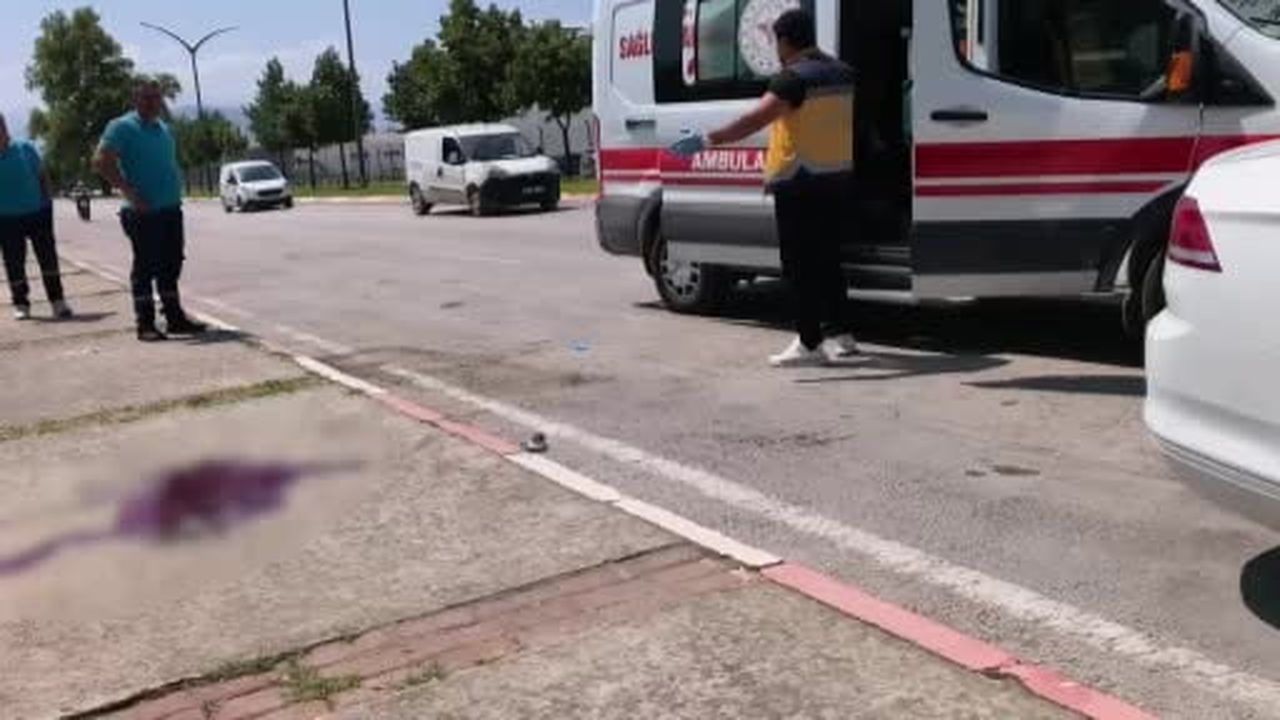 Bursa'da sır ölüm.. Sokakta başından vurulmuş halde bulundu