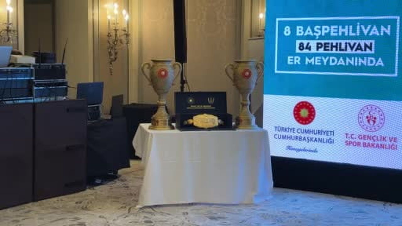 İstanbul'da 26 Eylül Cumartesi günü yapılacak Yağlı Güreş Cumhurbaşkanlığı Kupası’nın basın...