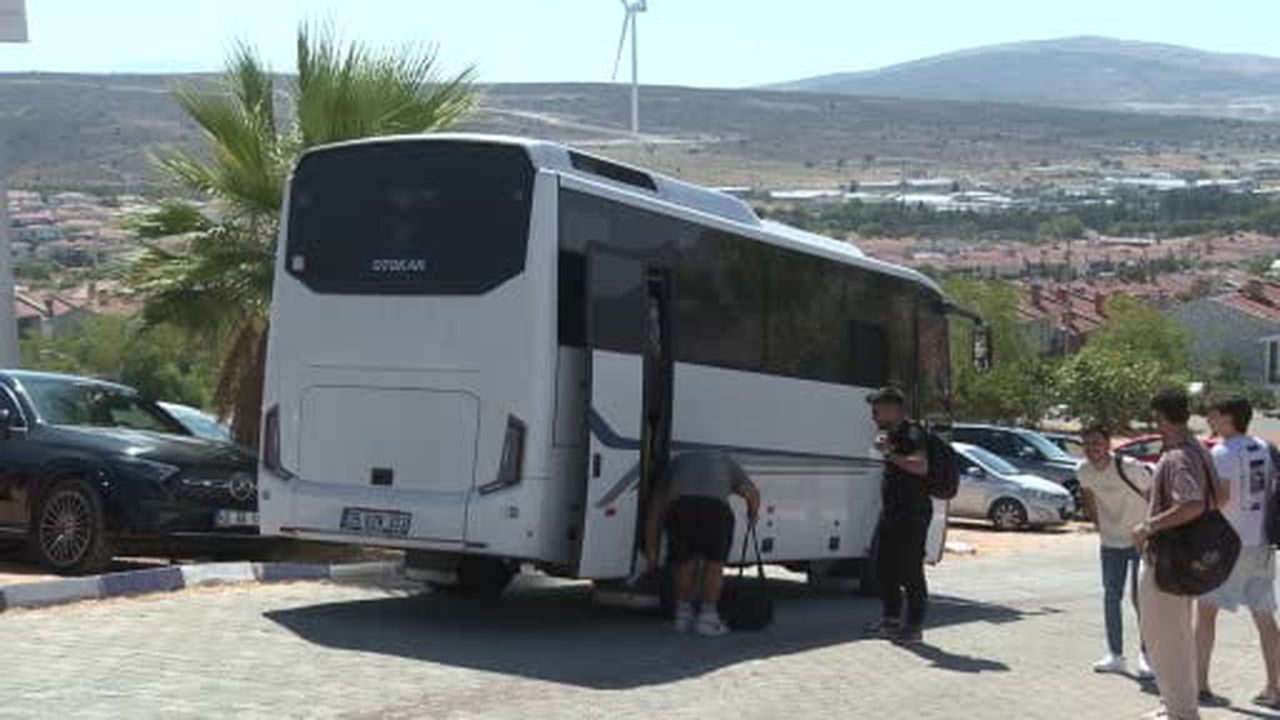Büyükşehir’den gençlere aquapark keyfi