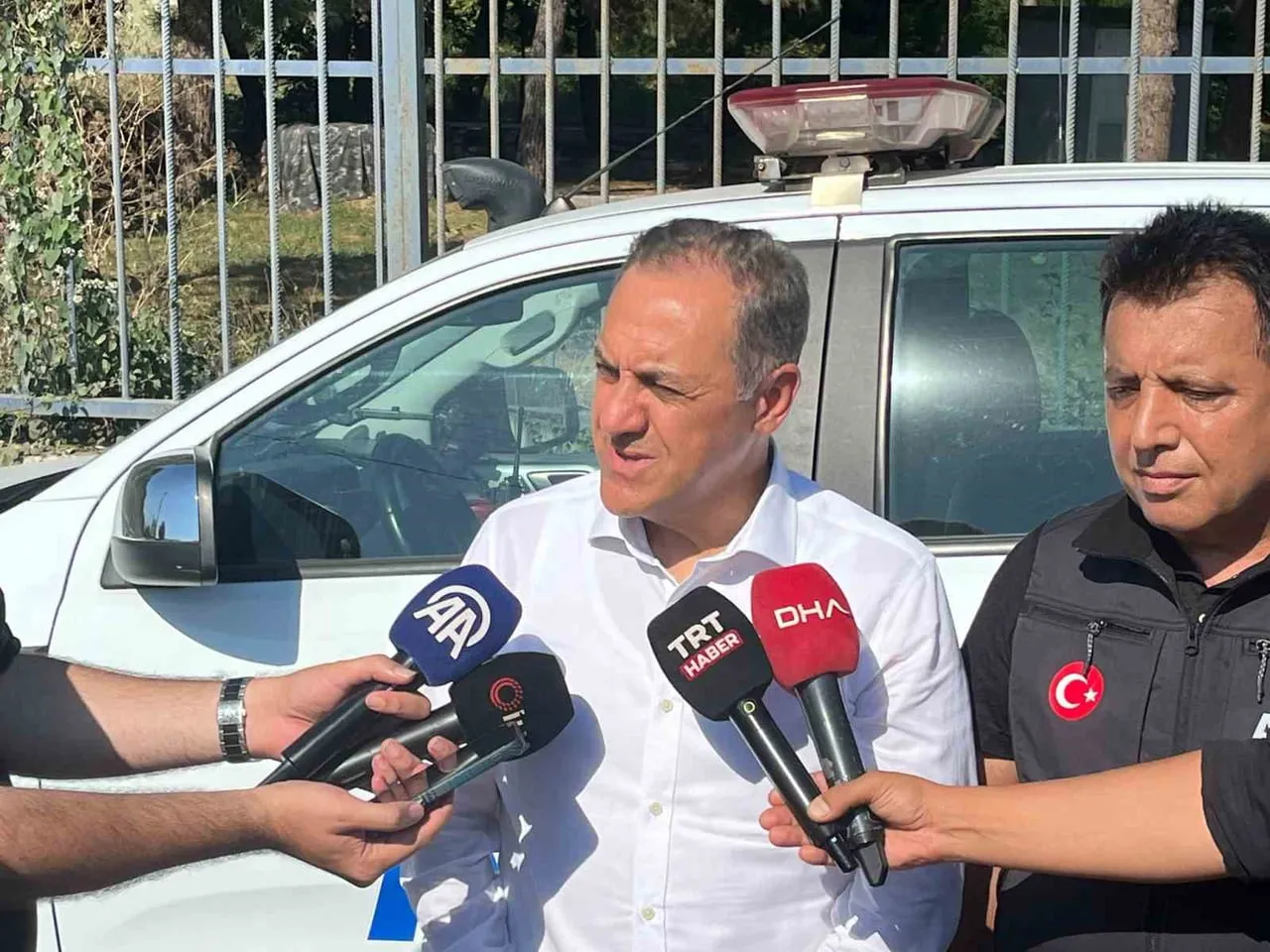 YALOVA'DA EĞİTİM UÇUŞU SIRASINDA KAZA KIRIMA UĞRAYAN F-16 UÇAĞININ DÜŞMESİYLE İLGİLİ YALOVA VALİSİ...