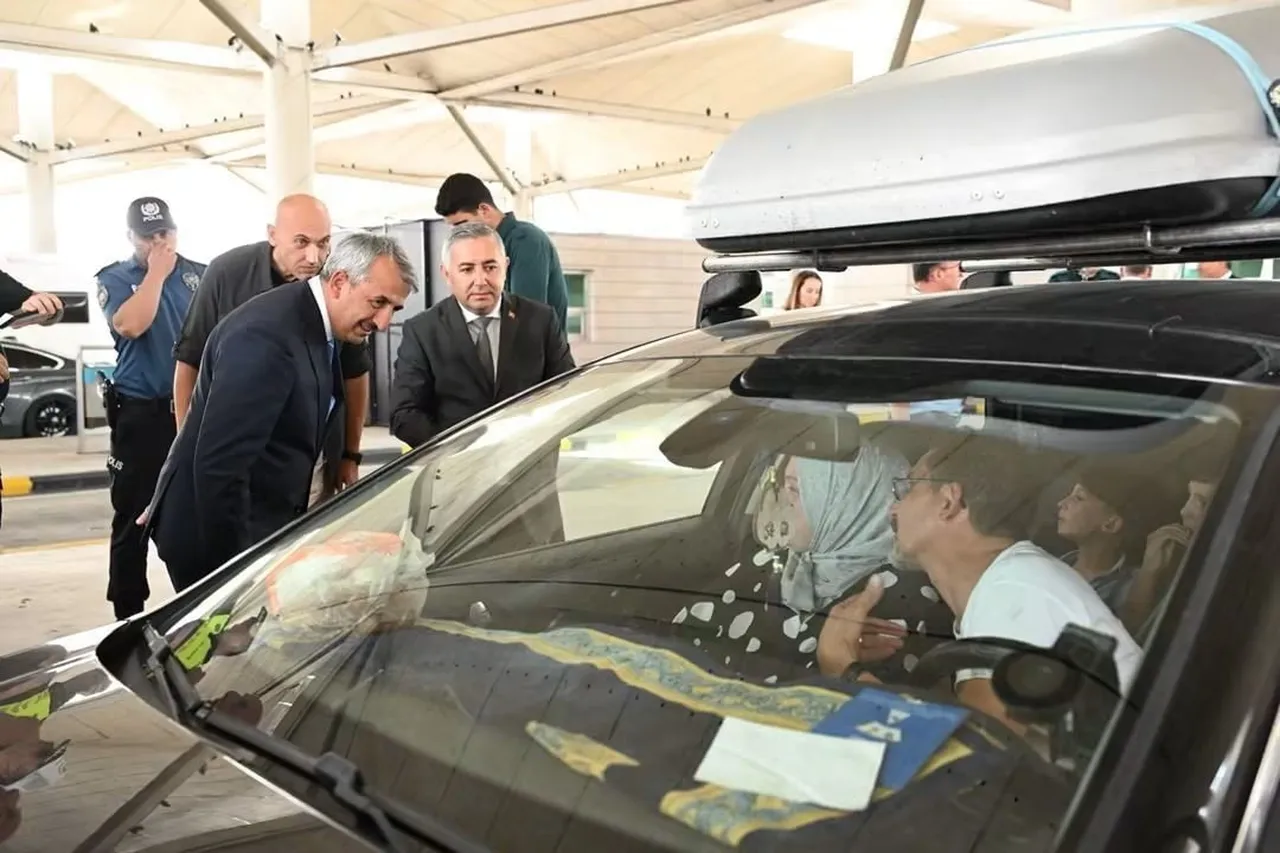 GURBETÇİ SEZONUNDA SINIR KAPILARINDAN 3,7 MİLYON YOLCU GEÇTİ