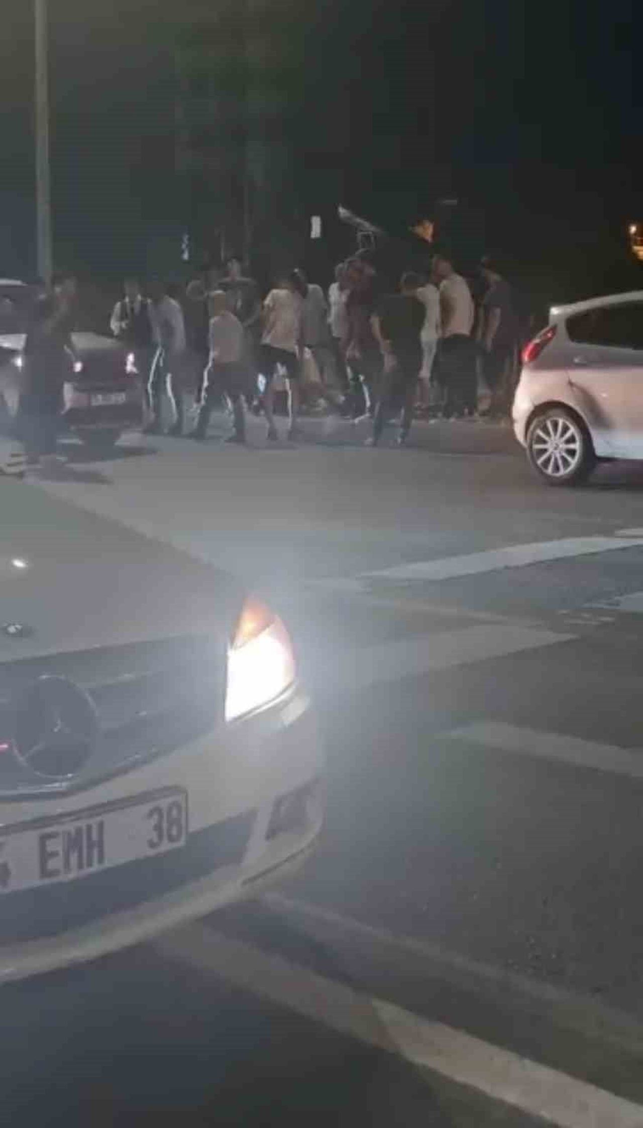 BİNGÖL’DE OTOMOBİL BİSİKLETE ÇARPTI: 1 YARALI