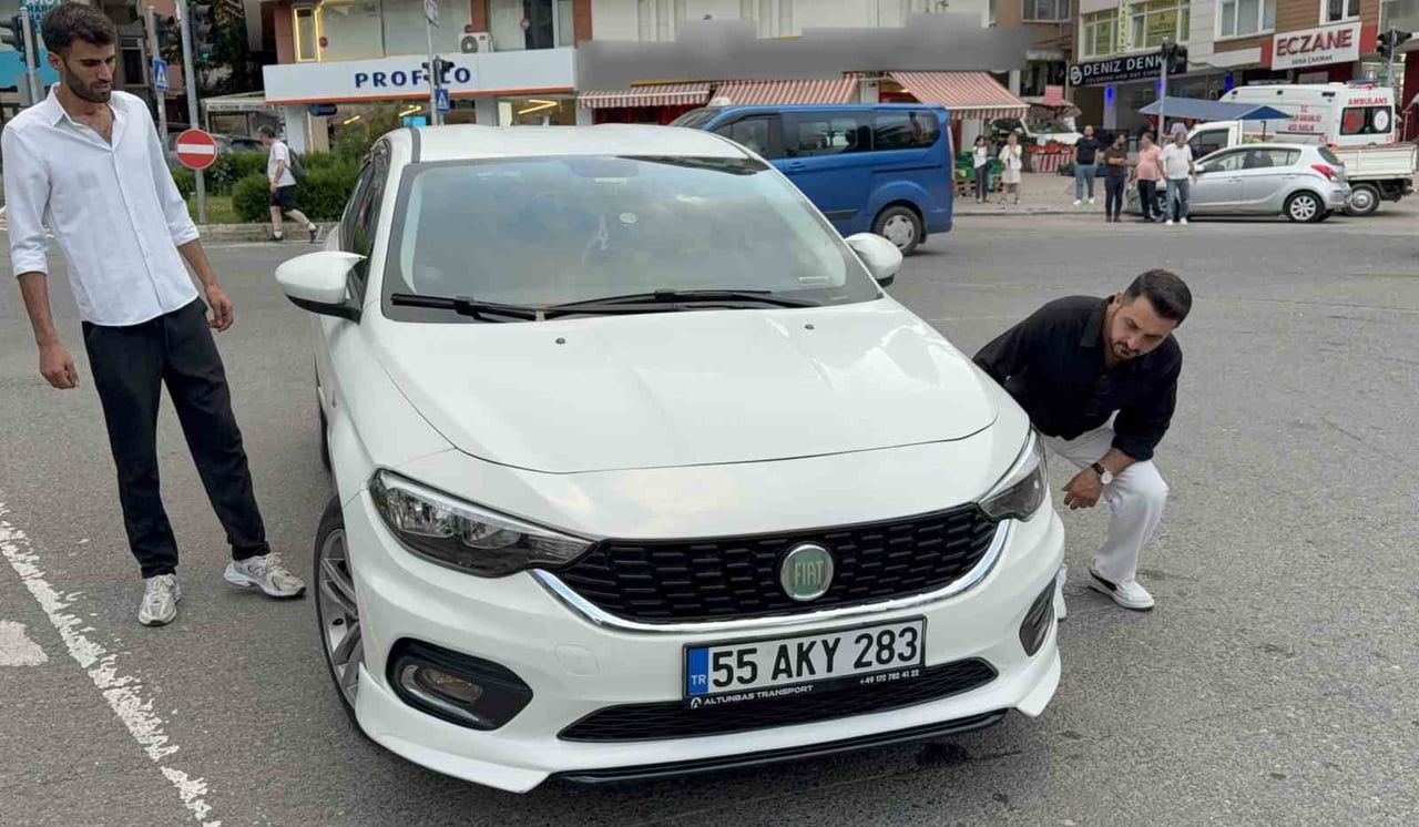 SAMSUN’UN İLKADIM İLÇESİNDE OTOMOBİLİN YAYA İKİ KADINA ÇARPMASI SONUCU MEYDANA GELEN KAZADA 2 KİŞİ...