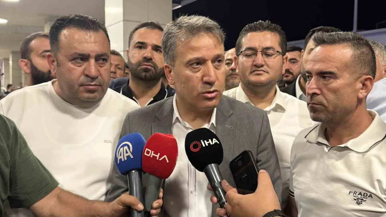 YENİ PARTİ GAZİANTEP İL BAŞKANI ERHAN DENİZ GÜNGEN: "VEKİLİMİZ AMELİYATTAN ÇIKTI, HAYATİ TEHLİKESİ...
