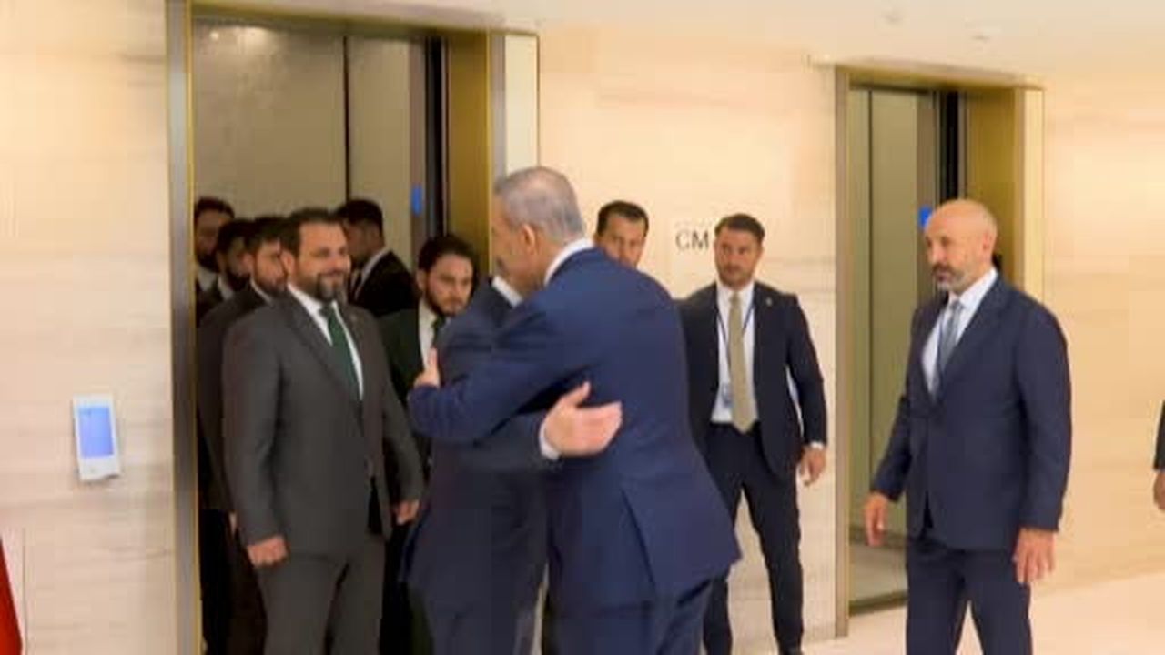 Dışişleri Bakanı Hakan Fidan, New York'ta Türkiye-Suriye-Suudi Arabistan Üçlü Dışişleri Bakanları...