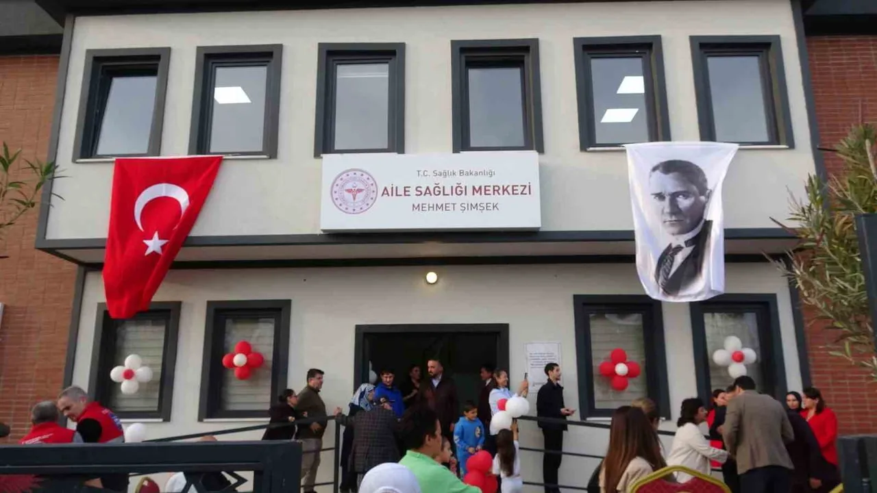 SANCAKTEPE’DE 309 METREKARELİK, İKİ KATLI MEHMET ŞİMŞEK AİLE SAĞLIĞI MERKEZİ DÜZENLENEN TÖRENLE...