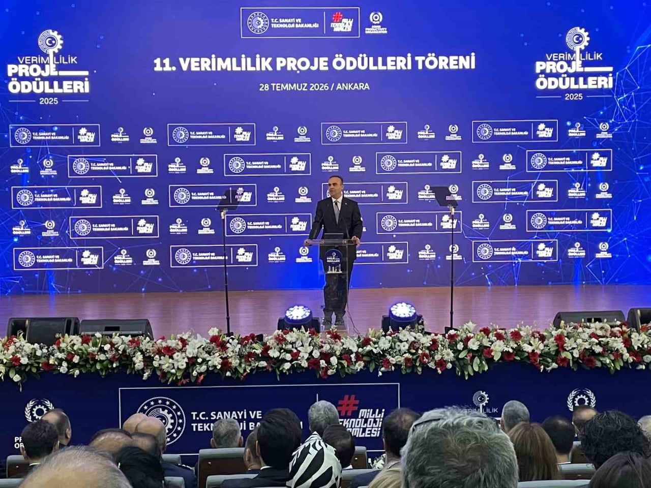SANAYİ VE TEKNOLOJİ BAKANI MEHMET FATİH KACIR