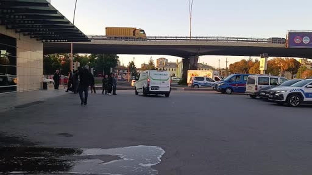 Kayseri’de otomobilin çarptığı genç hayatını kaybetti