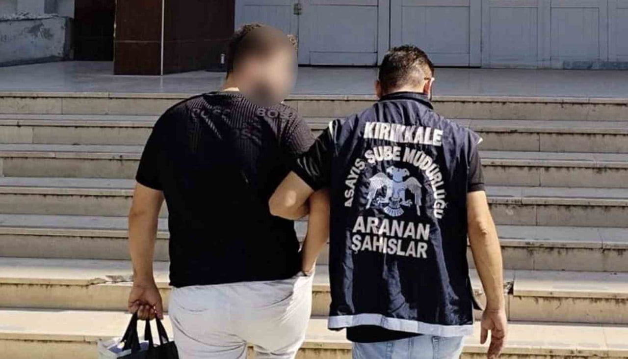 "HIRSIZLIK" SUÇUNDAN 1 YIL 3 AY HAPİS CEZASI BULUNAN E.Y.