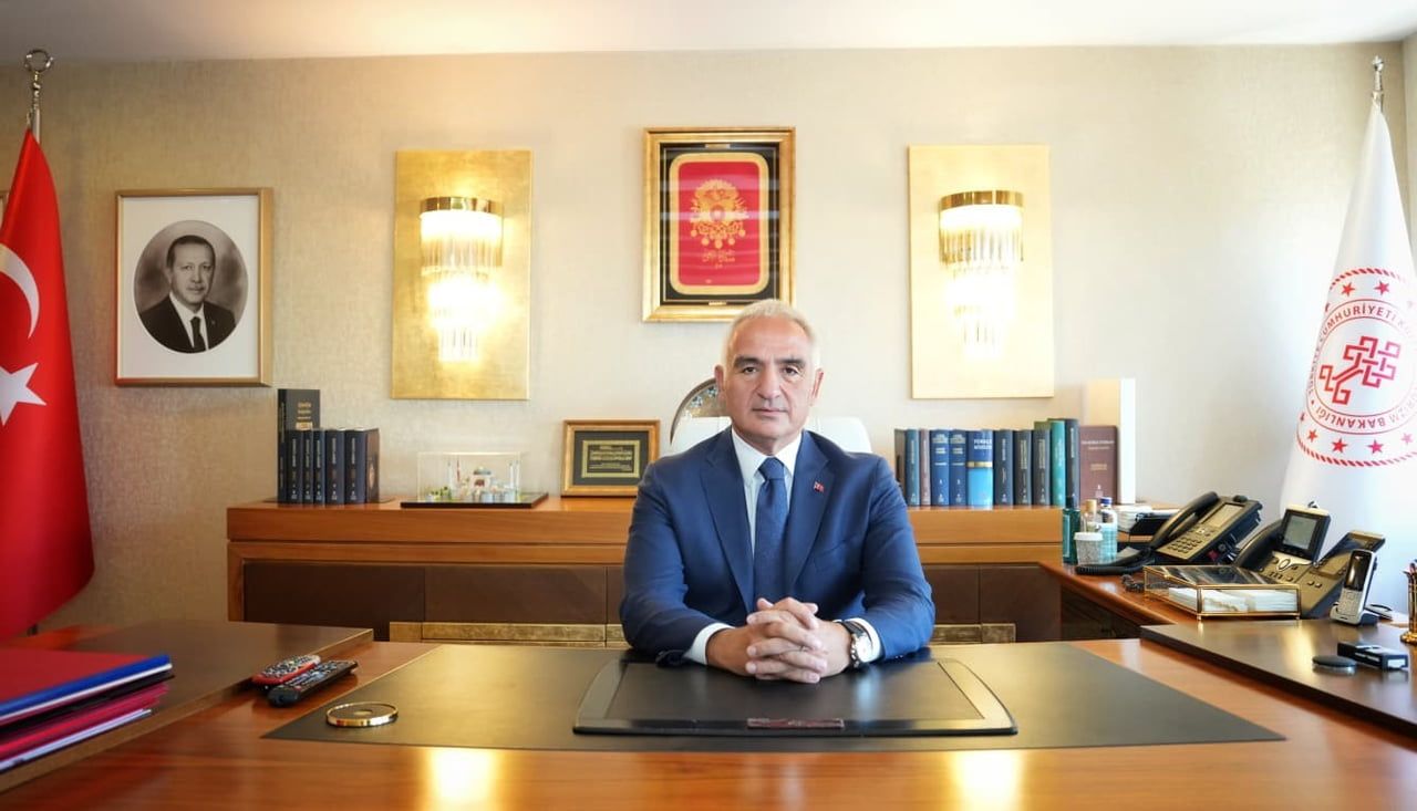 KÜLTÜR VE TURİZM BAKANI MEHMET NURİ ERSOY