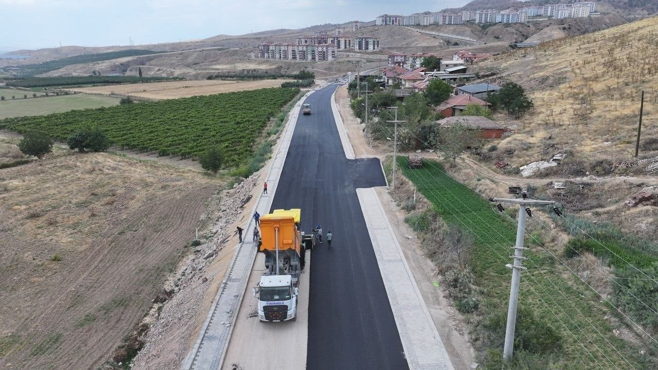 DENİZLİ BÜYÜKŞEHİR BELEDİYESİ, KENT GENELİNDEKİ ULAŞIM AĞINI MODERN, KONFORLU VE GÜVENLİ HALE...