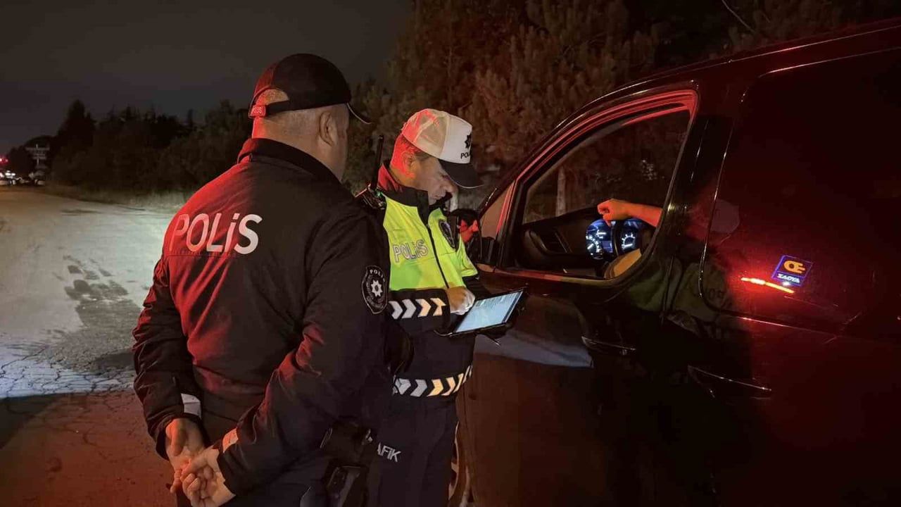 BOLU’DA TRAFİK GÜVENLİĞİNİN SAĞLANMASI AMACIYLA EKİPLER TARAFINDAN EYLÜL AYINDA GERÇEKLEŞTİRİLEN...
