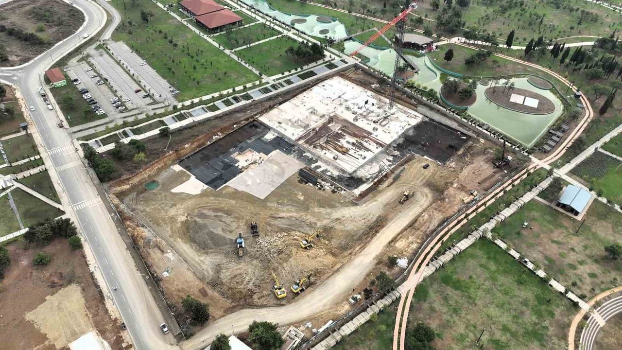 GEBZE MİLLET BAHÇESİ’NDE YÜKSELEN CAMİ PROJESİNDE 47 BİN 613 METREKARELİK İNŞAAT ALANINDA TEMEL...