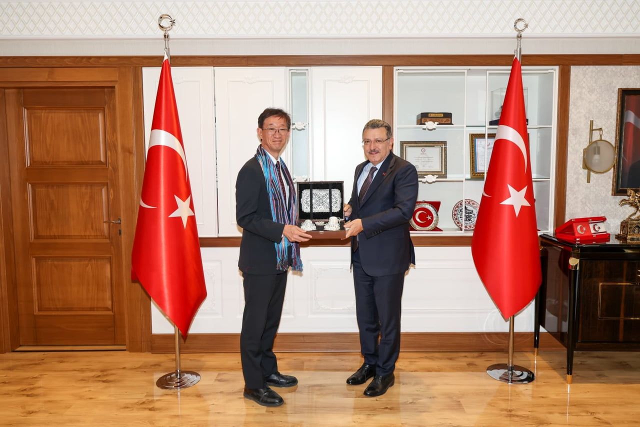 JAPONYA’NIN ANKARA BÜYÜKELÇİSİ TAMURA MASAMİ, TRABZON BÜYÜKŞEHİR BELEDİYE BAŞKANI AHMET METİN...