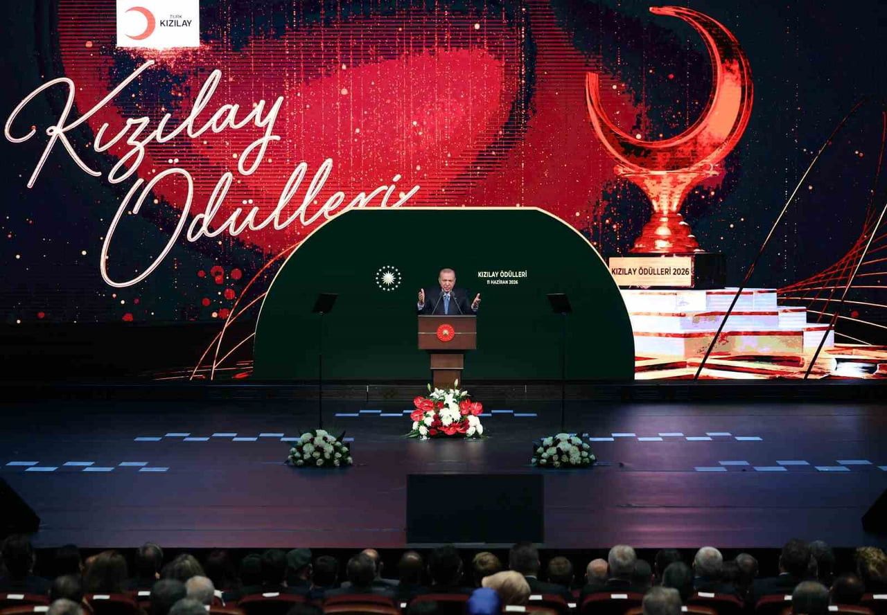 CUMHURBAŞKANI RECEP TAYYİP ERDOĞAN, CUMHURBAŞKANLIĞI KÜLLİYESİ'NDE DÜZENLENEN TÜRK KIZILAY...