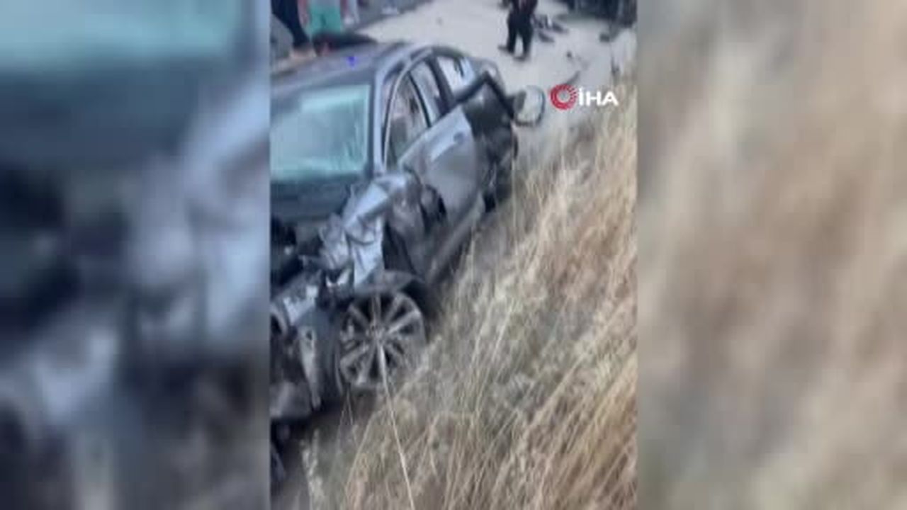 Keşan'da iki otomobil çarpıştı: 9 kişi yaralandı