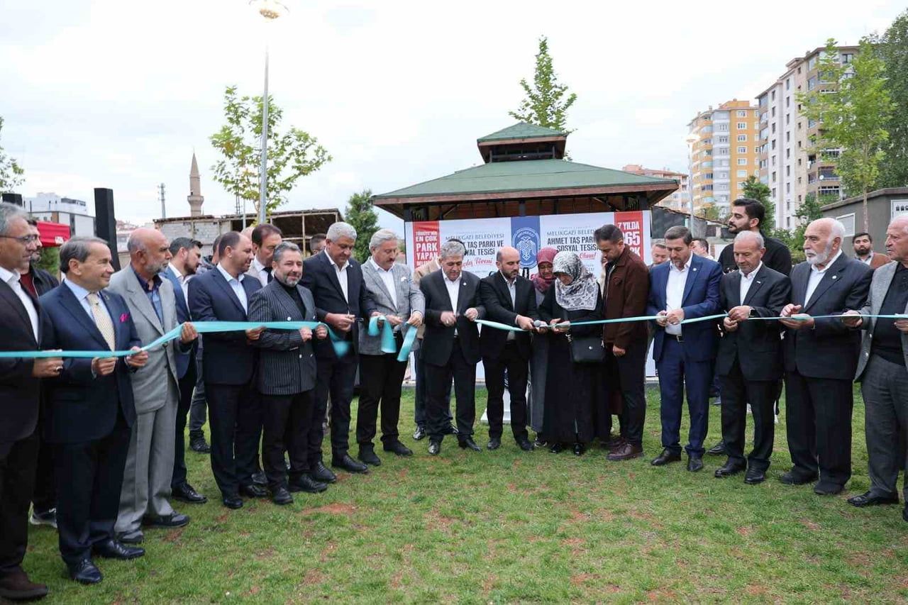 MELİKGAZİ BELEDİYESİ'NİN YILDIRIM BEYAZIT MAHALLESİ'NDE 12 BİN METREKARELİK BÜYÜK BİR ALANDA...
