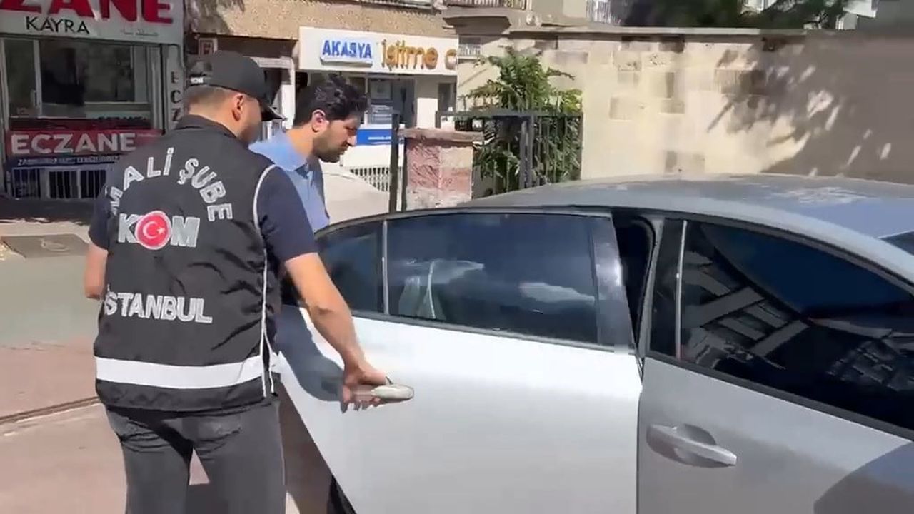 PUSULA HOLDİNG YÖNETİM KURULU BAŞKANI SERDAR TURHAN'IN GÜVENLİK GÜÇLERİNCE GÖZALTINA ALINDIĞI...
