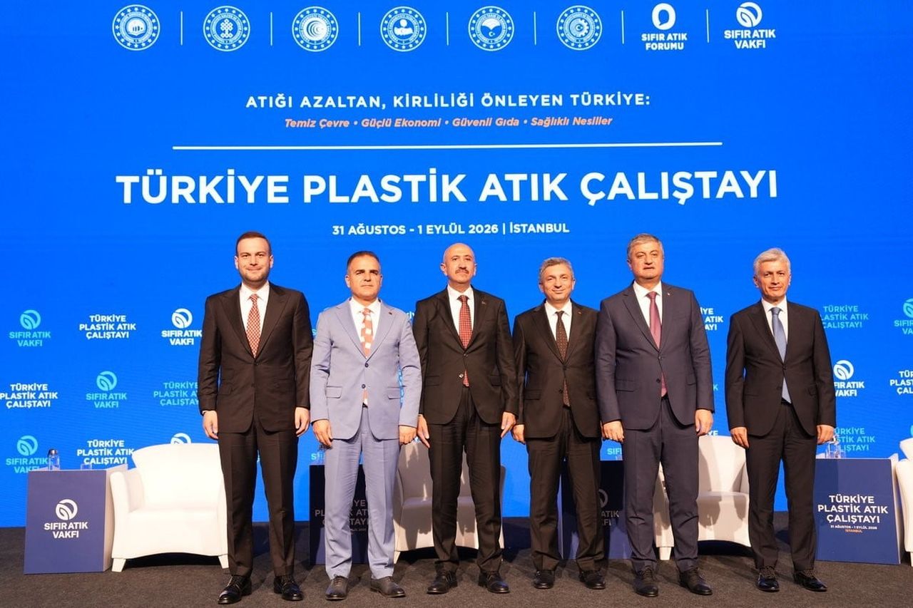 MUĞLA VALİSİ AKBIYIK, TÜRKİYE PLASTİK ATIK ÇALIŞTAYI’NDA "MUĞLA MODELİ"Nİ ANLATTI
