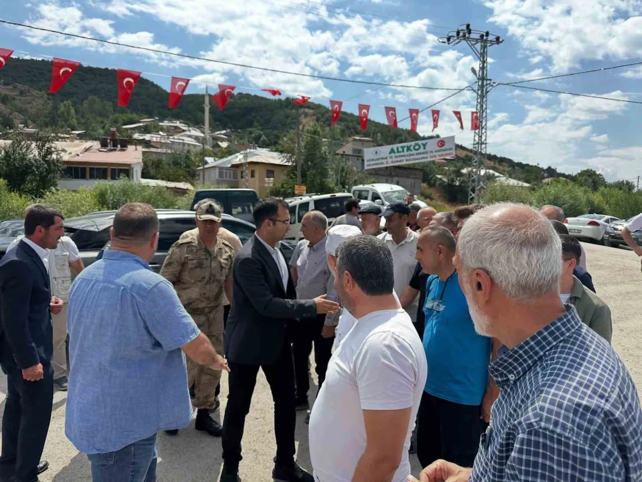 KAYMAKAM TAŞKIRAN KÖY ZİYARETLERİNİ SÜRDÜRÜYOR