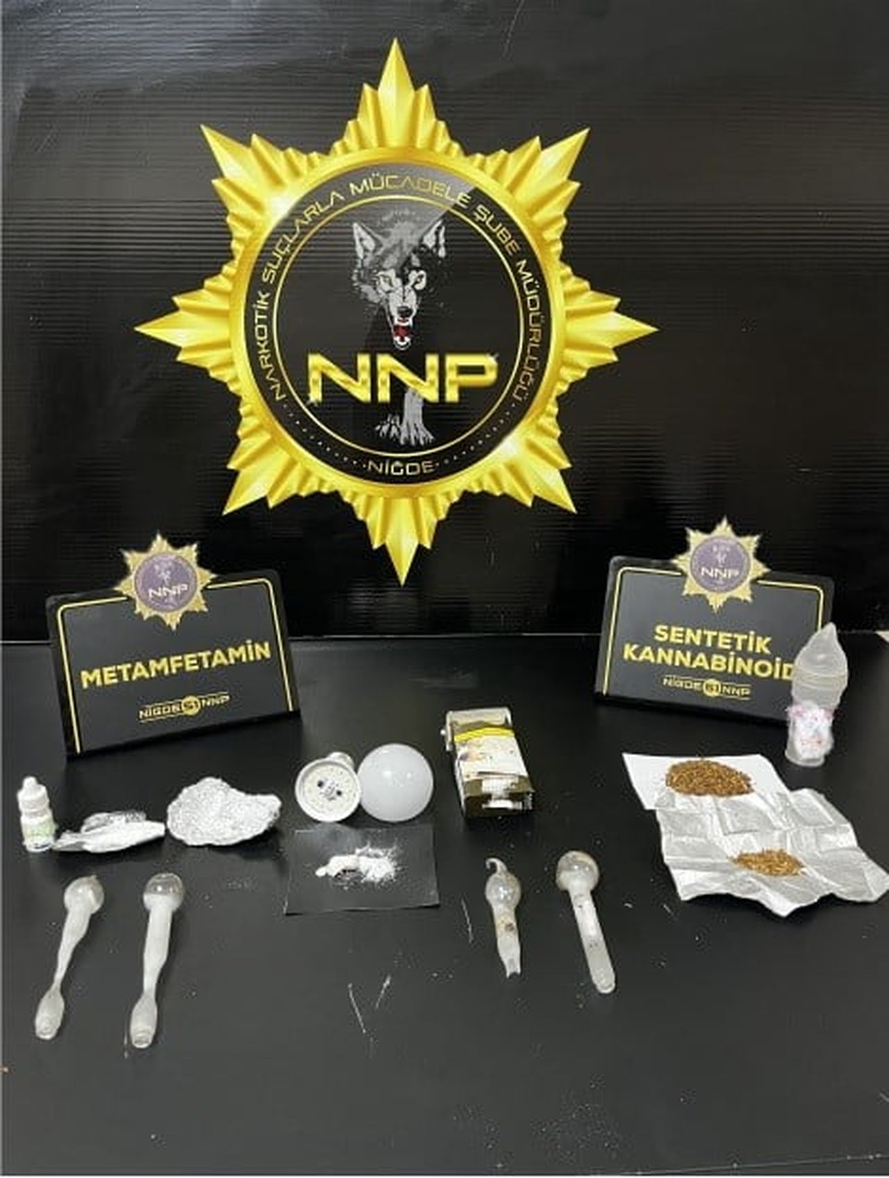 NİĞDE’DE NARKOTİK OPERASYONU: 5 ŞÜPHELİ TUTUKLANDI
