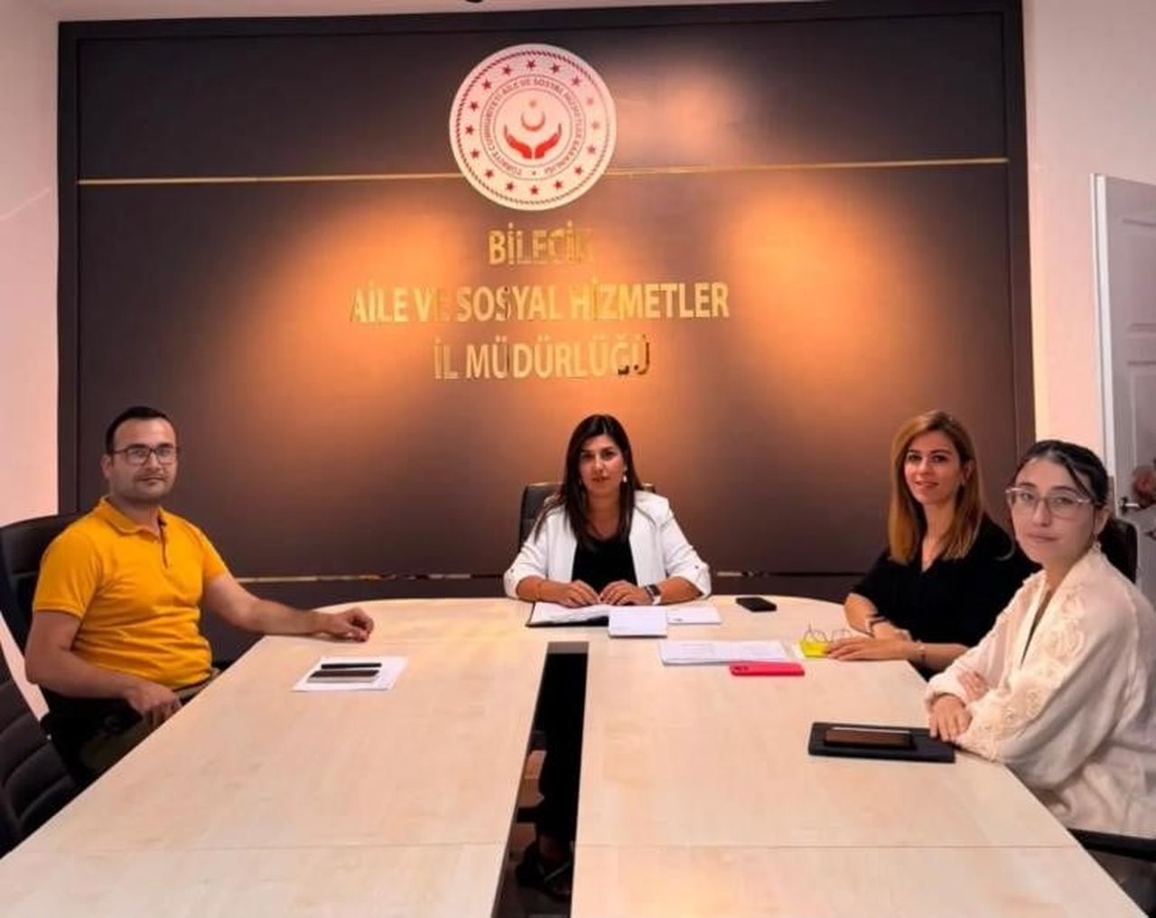BİLECİK AİLE VE SOSYAL HİZMETLER İL MÜDÜRLÜĞÜNDE GERÇEKLEŞTİRİLEN TOPLANTIDA, KADIN ALANINDA...
