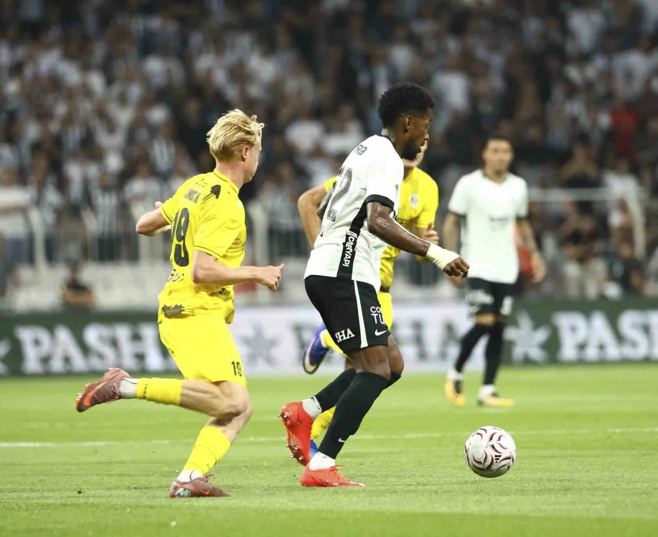UEFA AVRUPA LİGİ 3. ELEME TURU İKİNCİ MAÇINDA BEŞİKTAŞ, SAHASINDA ÇEKYA TEMSİLCİSİ HRADEC KRALOVE...