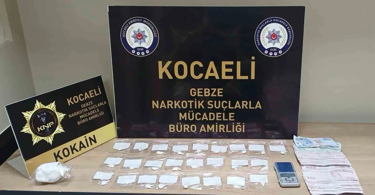 KOCAELİ’DE DÜZENLENEN UYUŞTURUCU OPERASYONLARINDA YAKALANAN 5 ŞÜPHELİDEN 3’Ü TUTUKLANDI....