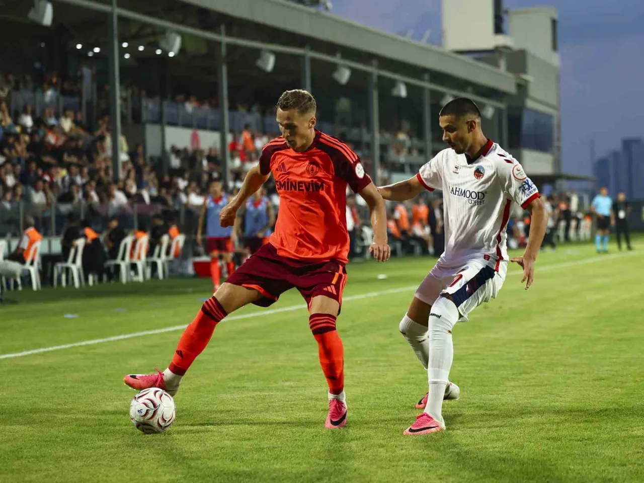 TRENDYOL 1. LİG’İN İLK HAFTASINDA ÜMRANİYESPOR, KONUK ETTİĞİ MARDİN 1969 SPOR İLE 0-0 BERABERE...