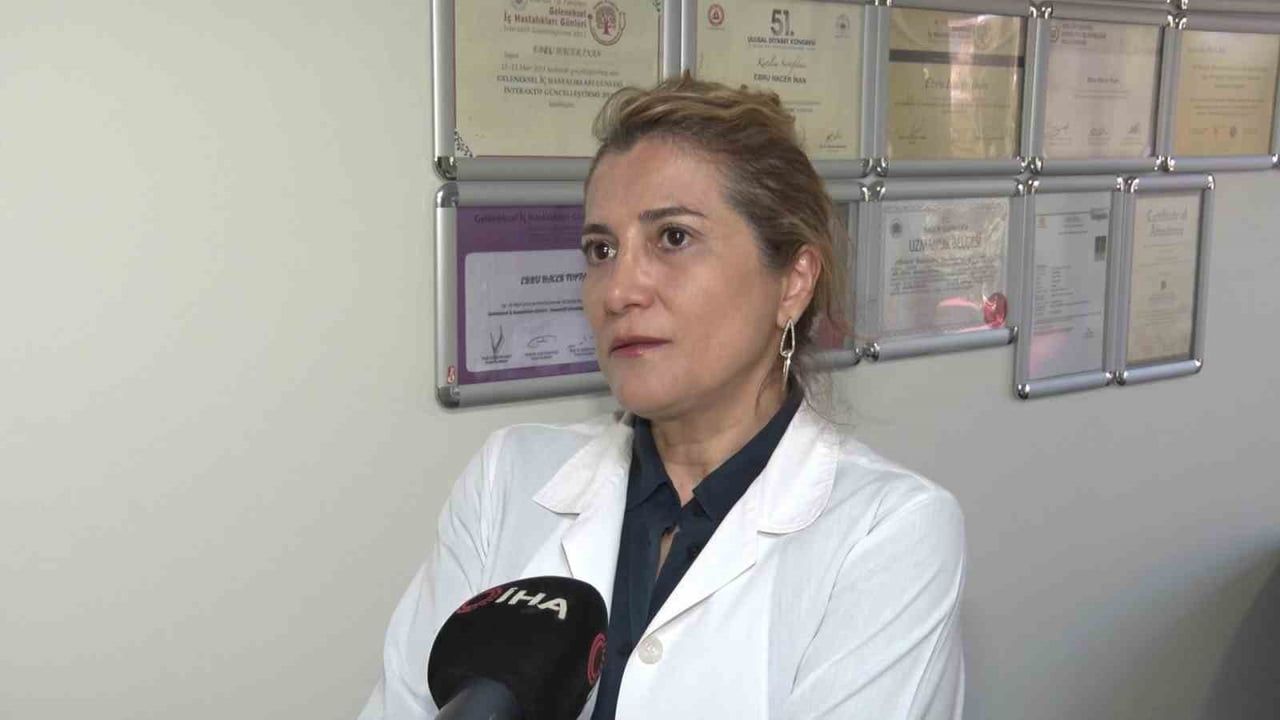 İÇ HASTALIKLARI UZMANI DR. EBRU HACER İNAL