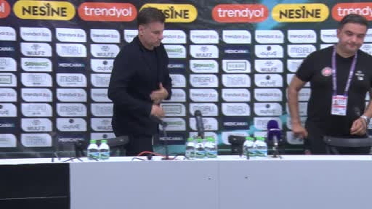 Fatih Karagümrük Teknik Direktörü Aleksandar Stanojevic, Manisa FK beraberliği sonrası hayal...