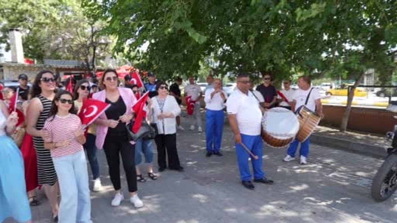 Ankara'da 16-26 Temmuz tarihleri arasında düzenlenen Minikler Türkiye Güreş Şampiyonası'nda 13 yaş...