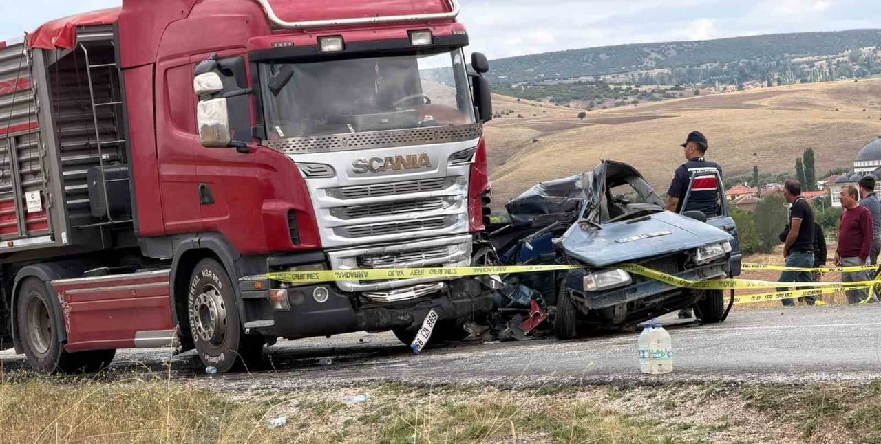 YOZGAT’IN KADIŞEHRİ İLÇESİNDE MEYDANA GELEN KAZADA 1 KİŞİ HAYATINI KAYBETTİ, 2 KİŞİ...