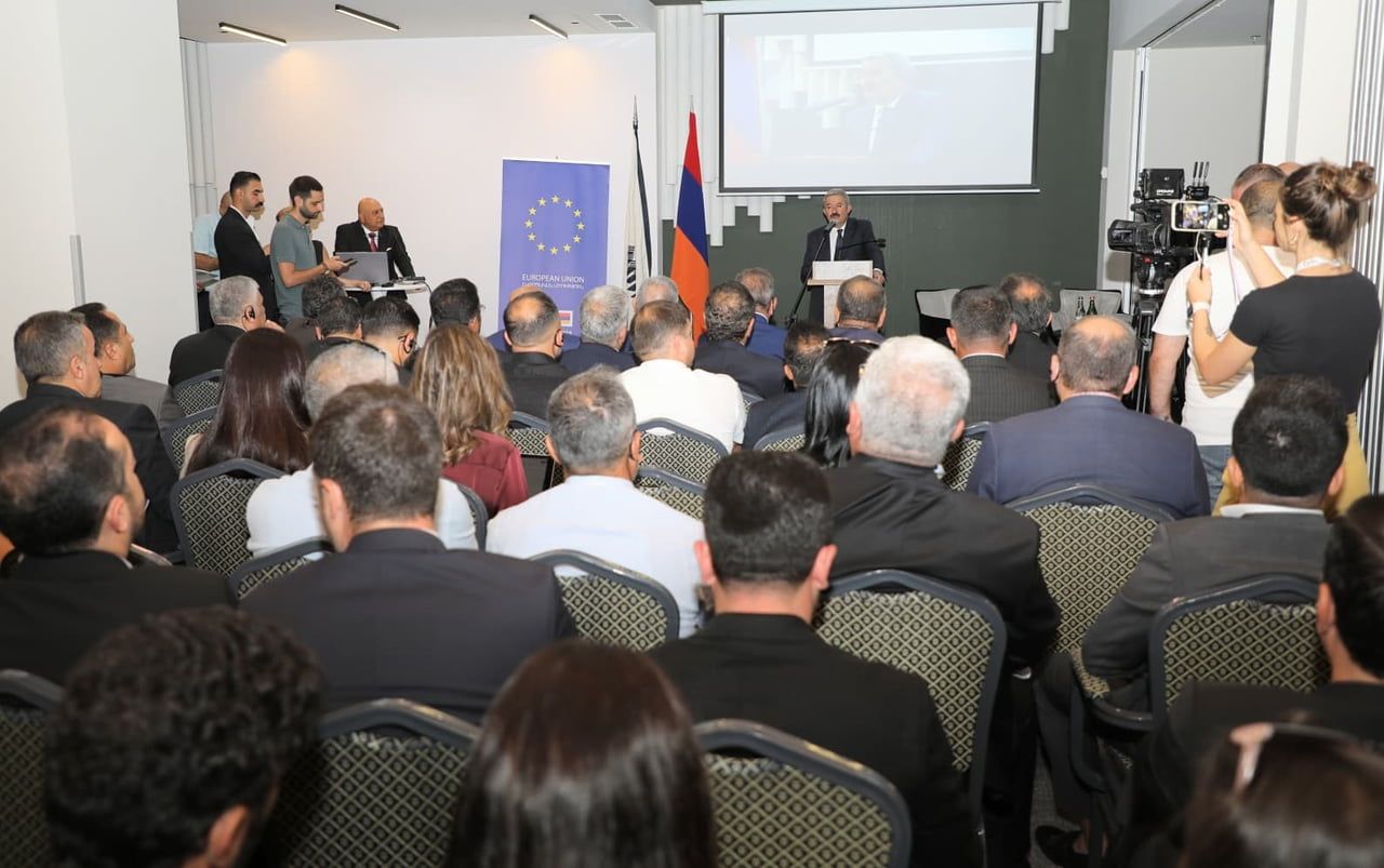 VAN TİCARET VE SANAYİ ODASI HEYETİ, ERMENİSTAN SANAYİCİLER VE İŞADAMLARI BİRLİĞİ'NİN DAVETİ...