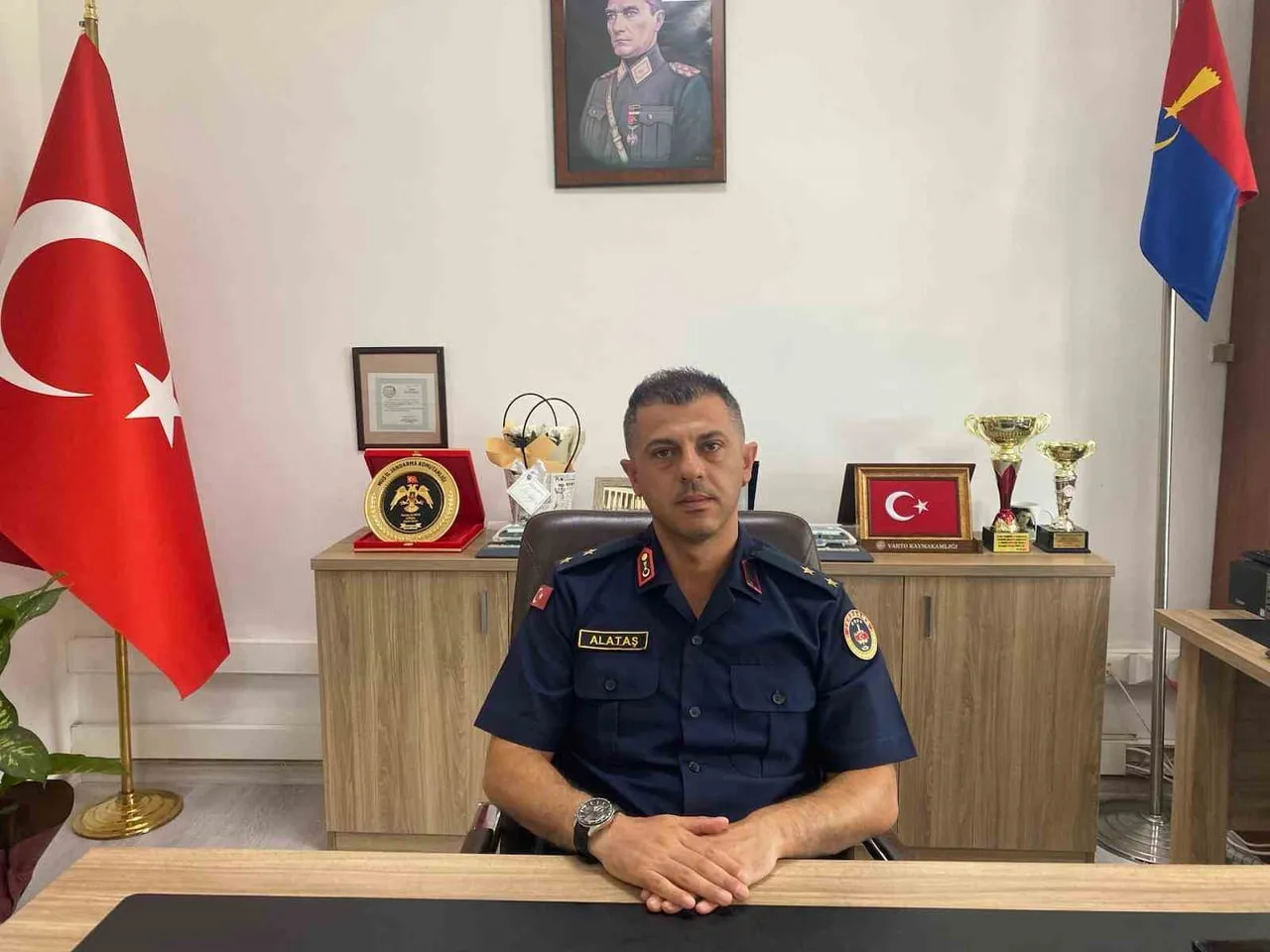 BURSA YENİŞEHİR İLÇE JANDARMA KOMUTANLIĞINA ÜSTEĞMEN HASAN ALATAŞ,İLÇE JANDARMA KOMUTANI OLARAK...
