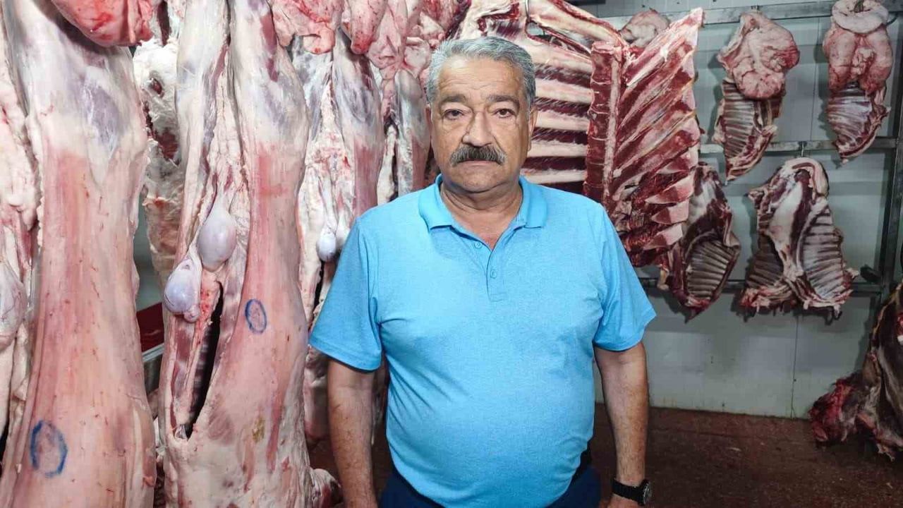 ADANA KASAPLAR ODASI BAŞKANI SARUHAN YAĞMUR, KENTTE KAÇAK KESİMLERİN DEVAM ETTİĞİNİ BELİRTEREK...
