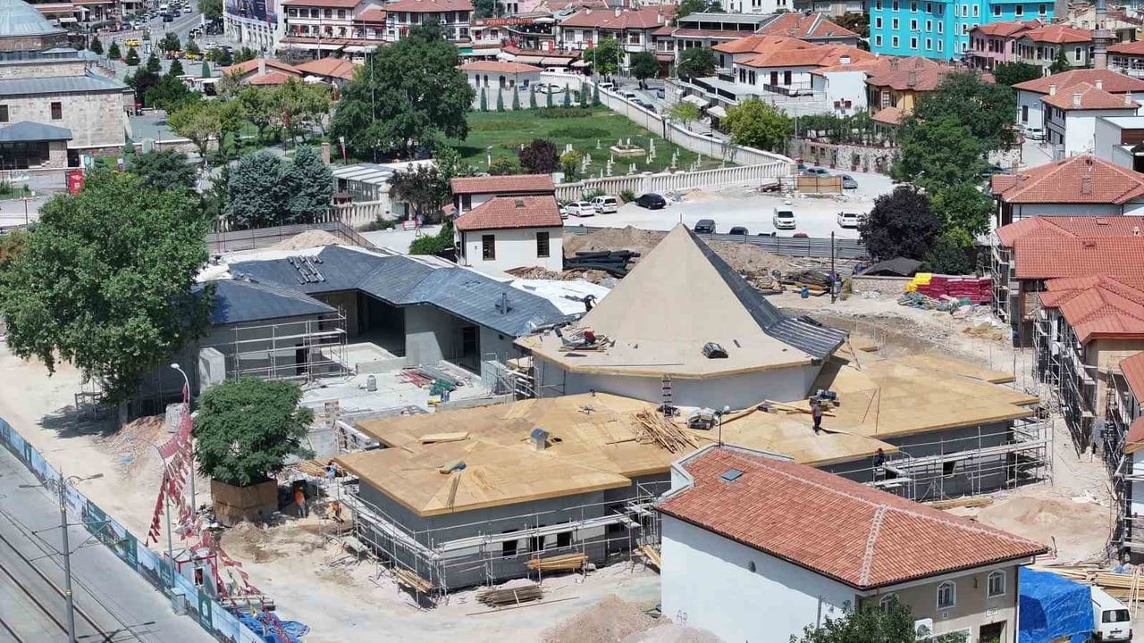 KONYA BÜYÜKŞEHİR BELEDİYESİ TARAFINDAN "MEVLANA TÜRBESİ ARKASI KENTSEL YENİLEME PROJESİ"...