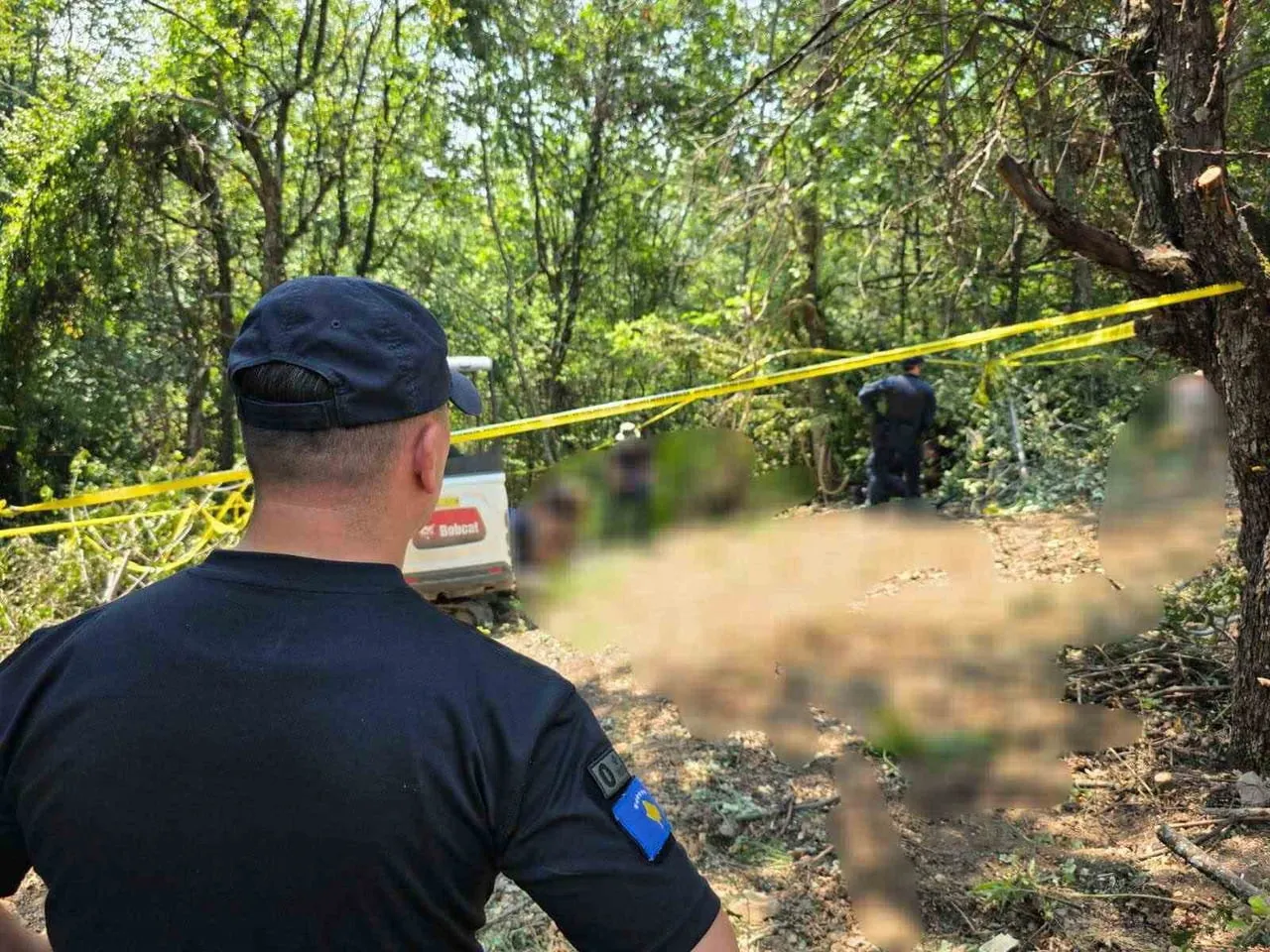 KAZI VE MEZAR AÇMA ÇALIŞMALARI SÜRERKEN, 23 KİŞİYE AİT KEMİK KALINTILARI BULUNDU.