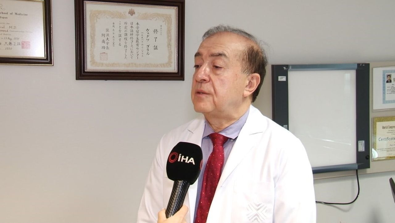MANTAR ZEHİRLENMESİNİN ÖLÜMCÜL BOYUTLARA ULAŞABİLDİĞİNİ BELİRTEN GASTROENTEROLOJİ UZMANI PROF. DR....