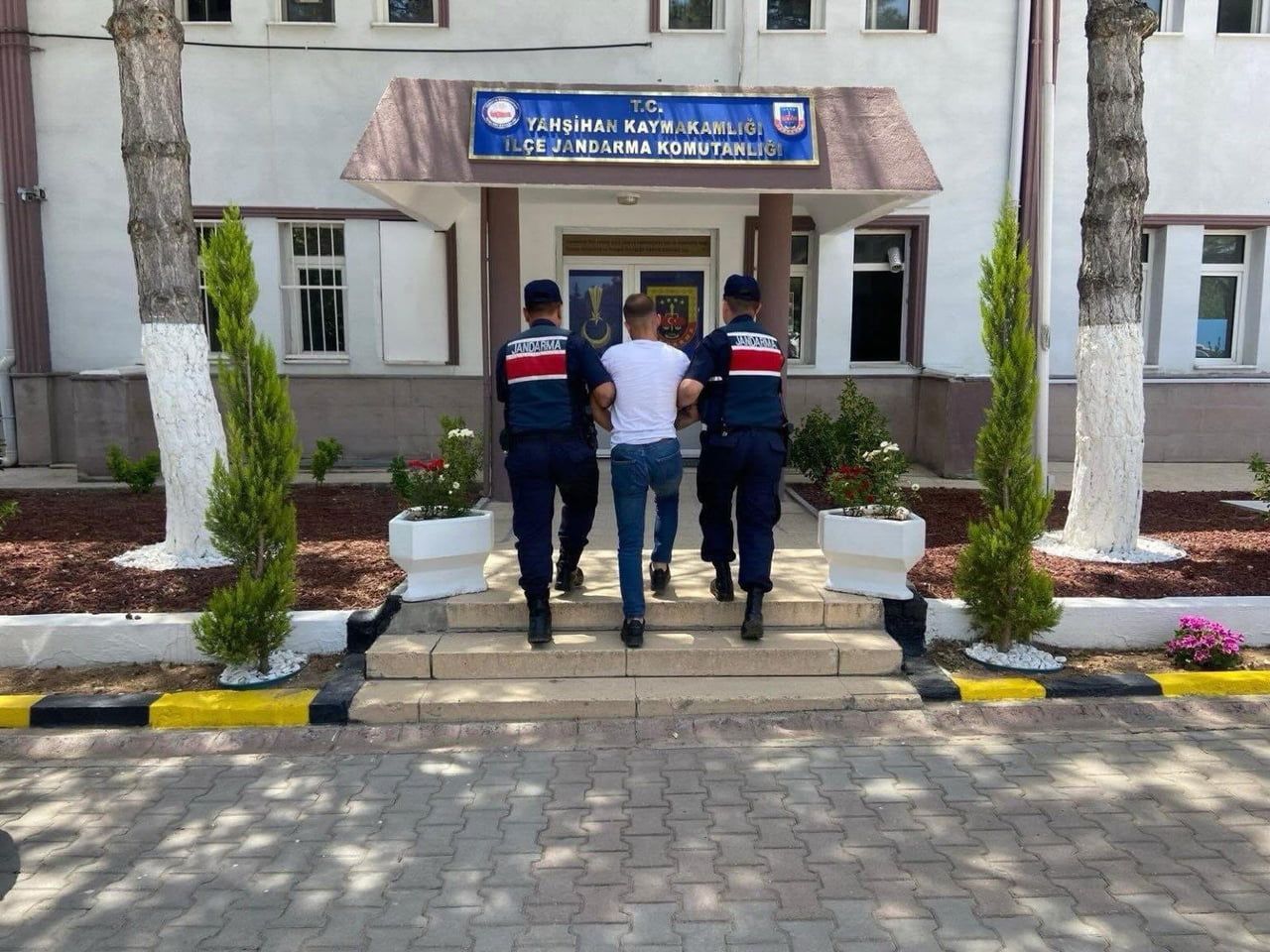 KIRIKKALE’DE UYUŞTURUCU MADDE TİCARETİ SUÇUNDAN HAKKINDA 7 YIL 10 AY KESİNLEŞMİŞ HAPİS CEZASI...
