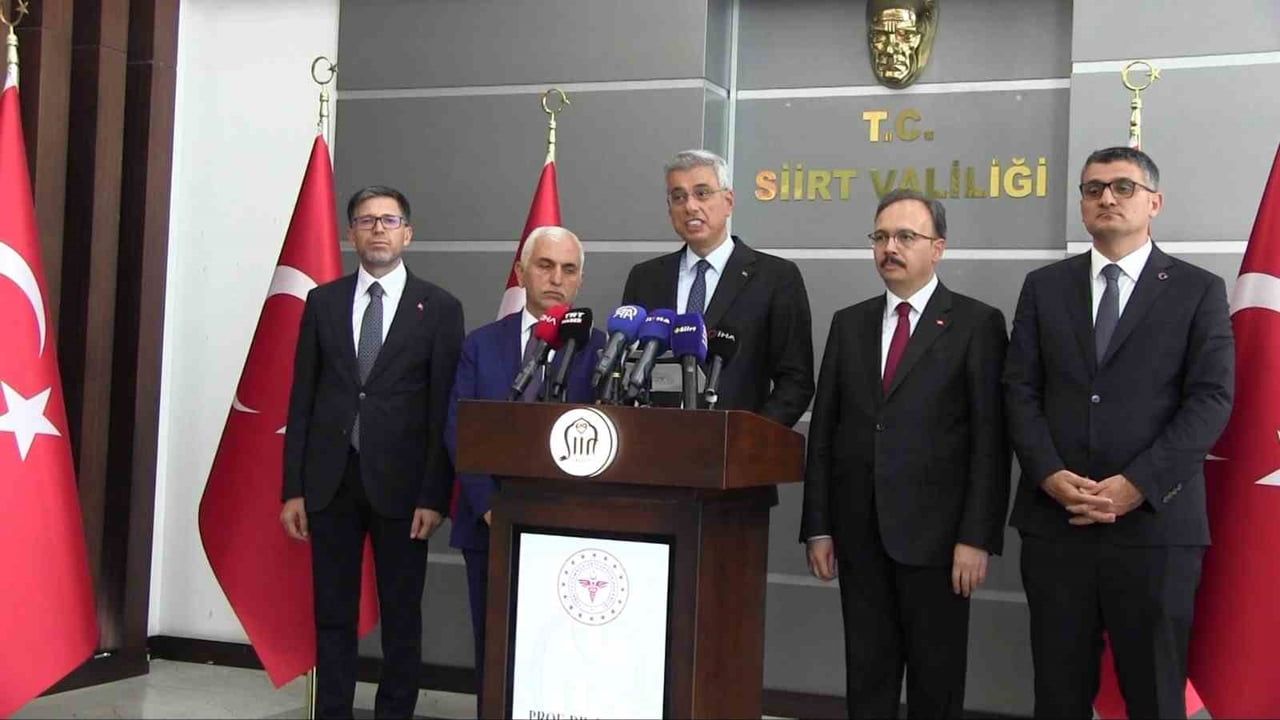 SAĞLIK BAKANI PROF. DR. KEMAL MEMİŞOĞLU, VALİLİK ZİYARETİNDE KONUŞTU