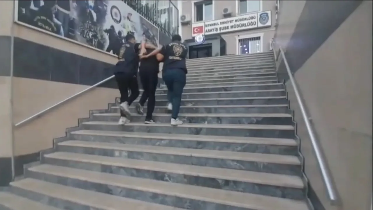 İSTANBUL'DA 5 İLÇEDE 5 MİLYON TL'LİK YANKESİCİLİK OPERASYONU: 20 GÖZALTI
