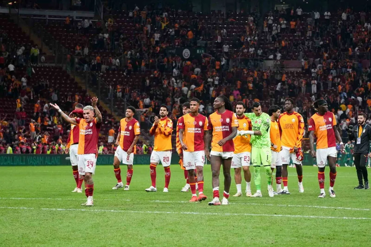 GALATASARAY, KOCAELİSPOR GALİBİYETİYLE TRENDYOL SÜPER LİG’DE PUANINI 13’E ÇIKARDI VE HAFTAYI LİDER...