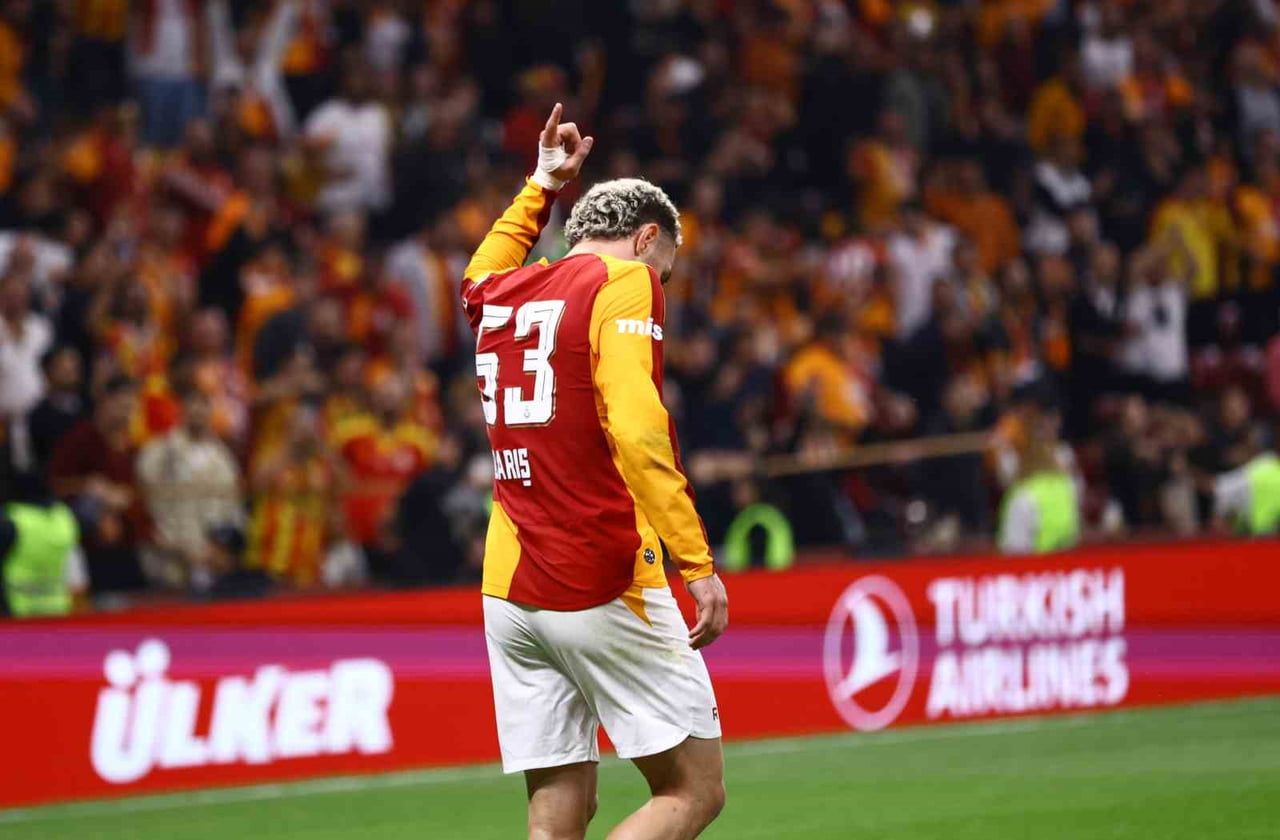 GALATASARAYLI FUTBOLCU BARIŞ ALPER YILMAZ, KASIMPAŞA MAÇIYLA BU SEZONKİ İLK GOL SEVİNCİNİ...