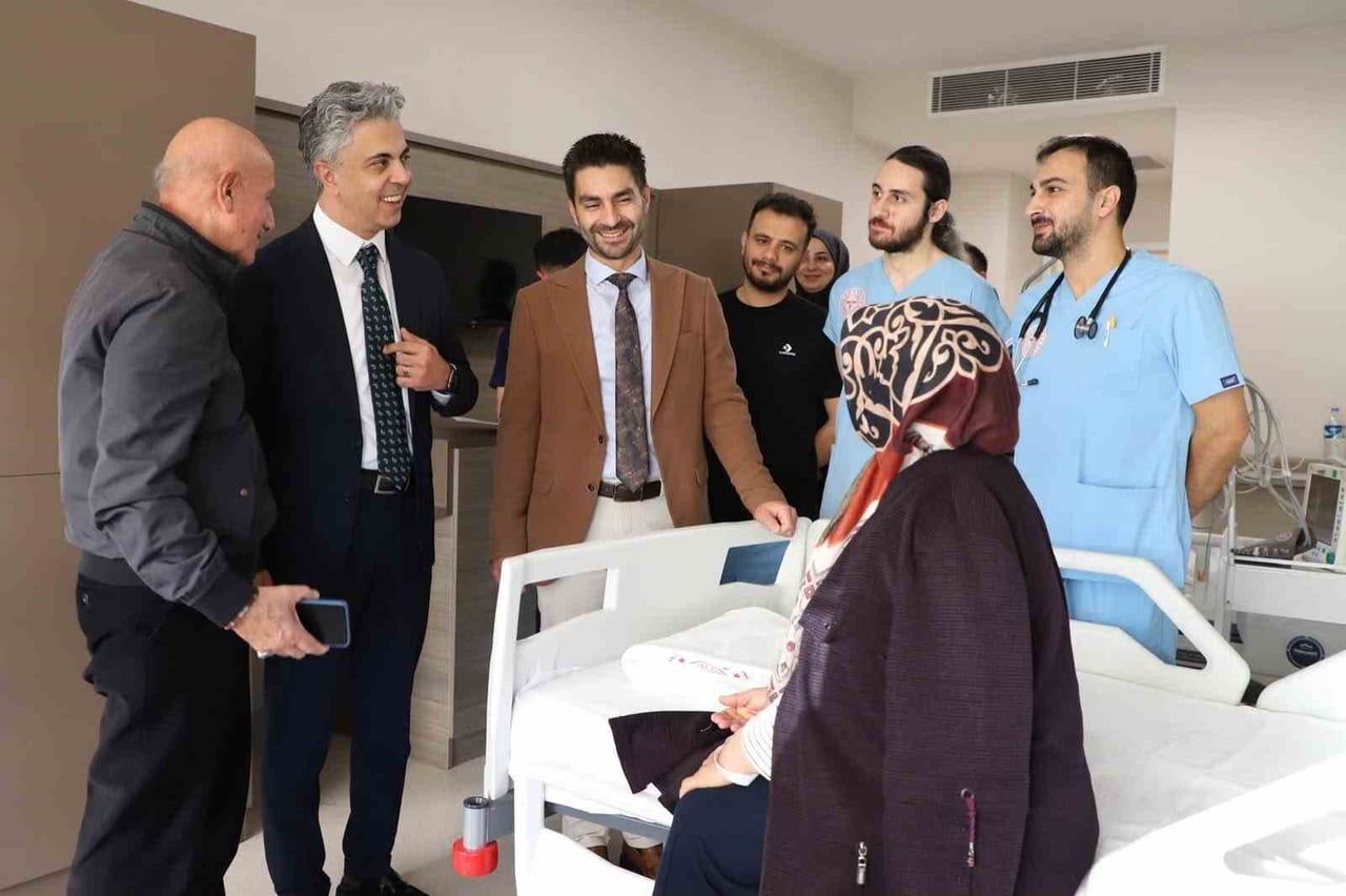 KUYRUKLUYILDIZ VE TAŞ’TAN YATARAK TEDAVİ GÖREN HASTALARA ZİYARET
