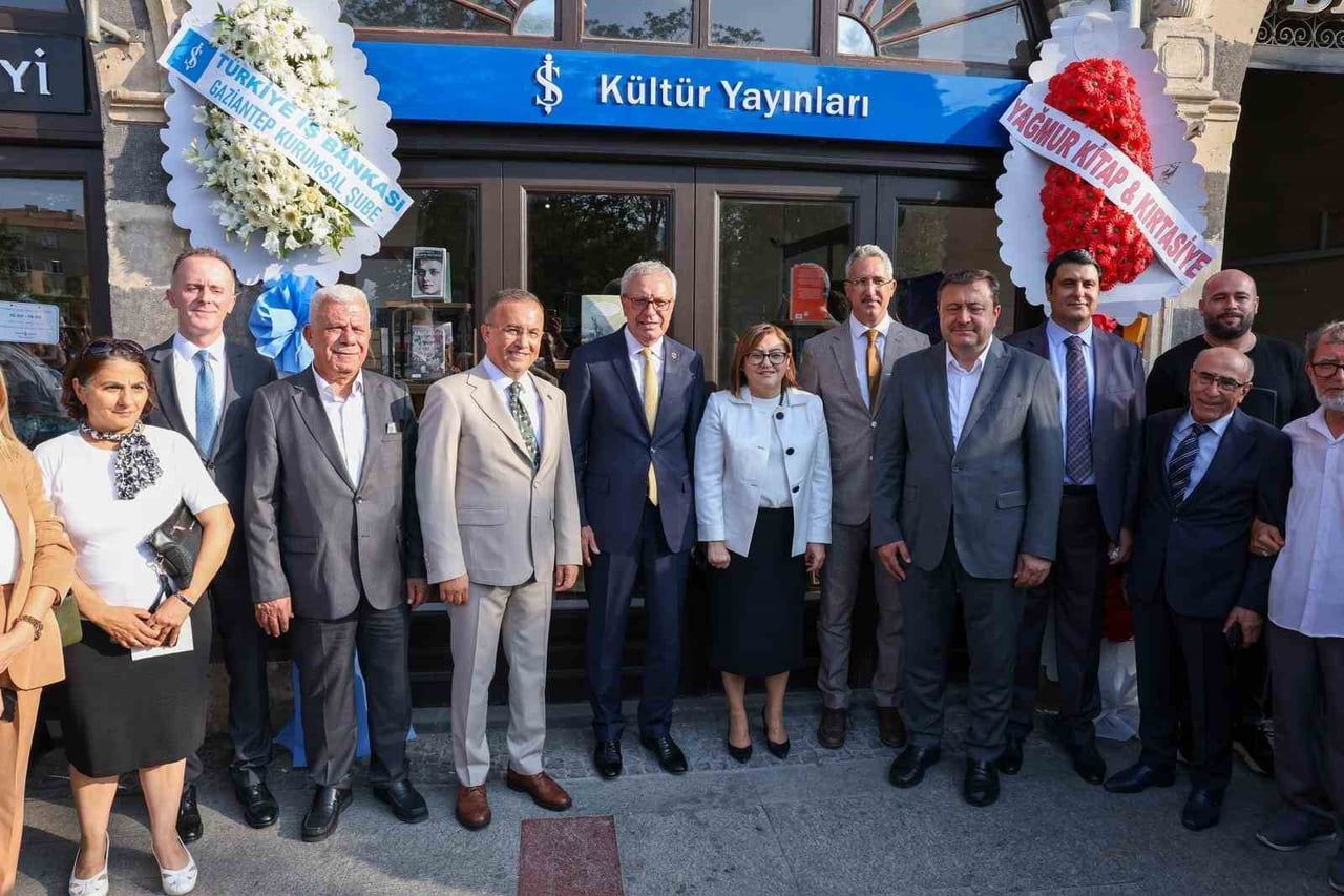 TÜRKİYE İŞ BANKASI KÜLTÜR YAYINLARI, 31. KİTABEVİNİ GAZİANTEP’TE AÇTI.