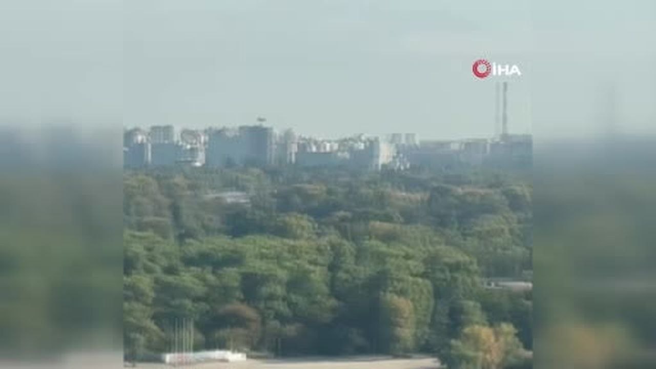 Ukrayna Devlet Başkanı Vladimir Zelenskiy, Rusya’nın sabah saatlerinde bir kez daha Pivnichnyi...